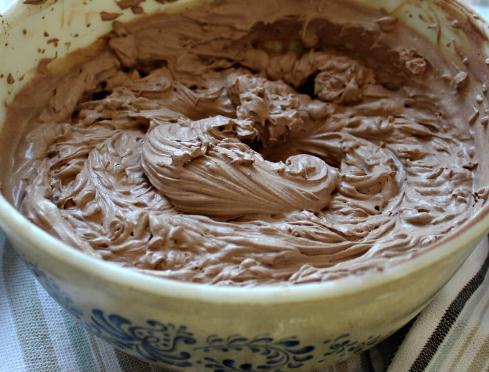 No-Bake Keto Chocolate Cream Pie2