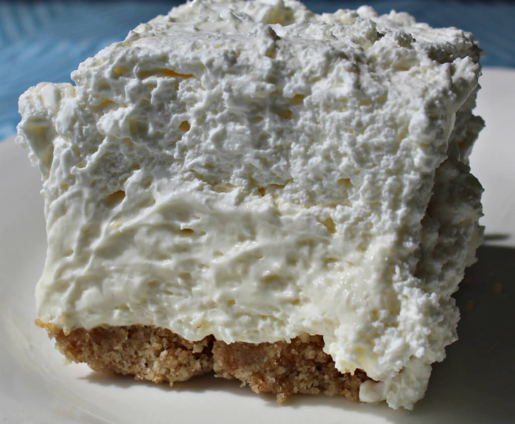 No-Bake Keto Lemon Cheesecake Bars1