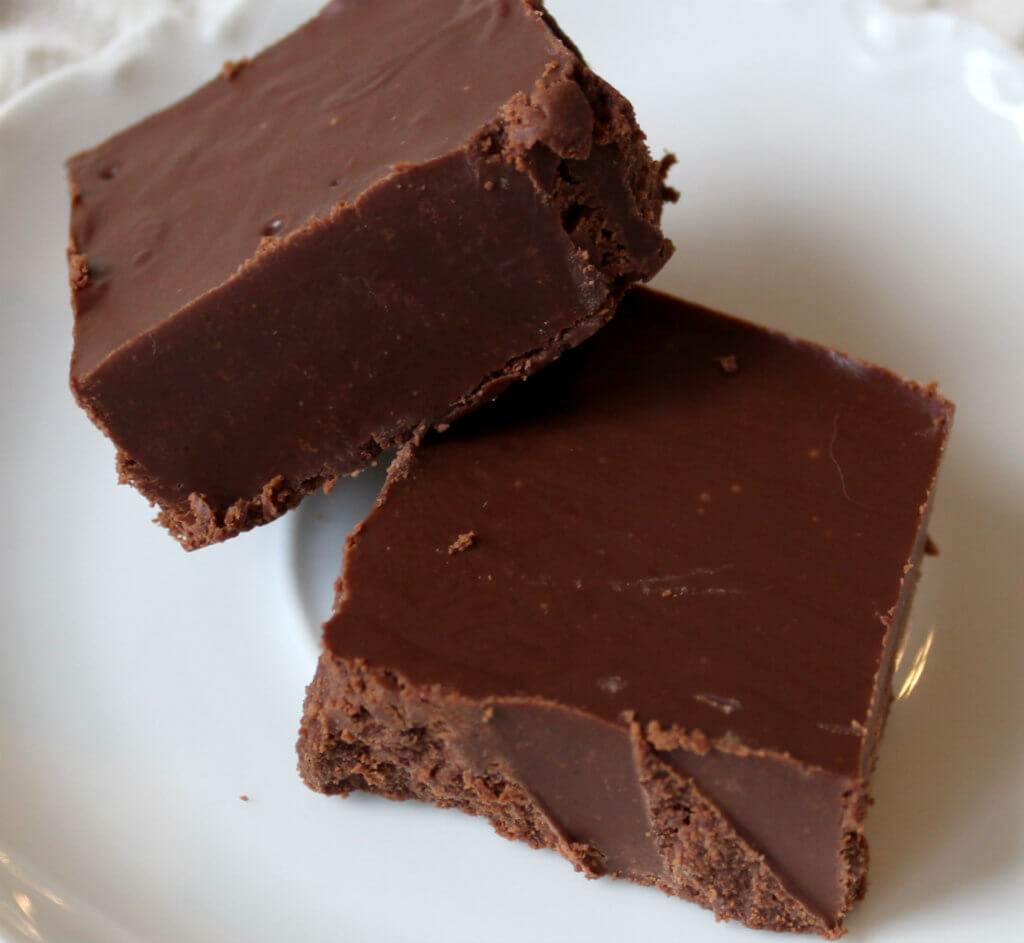 Keto Chocolate Almond Butter Fudge5