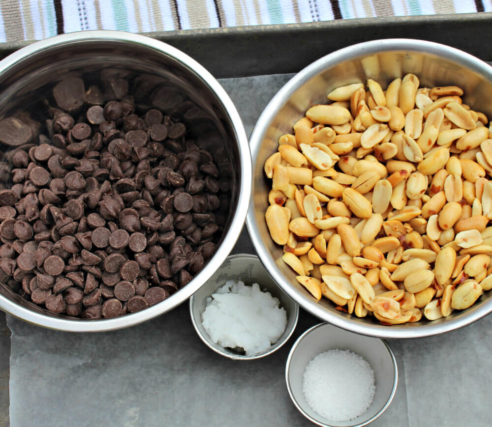 Chocolate Peanut Keto Clusters2