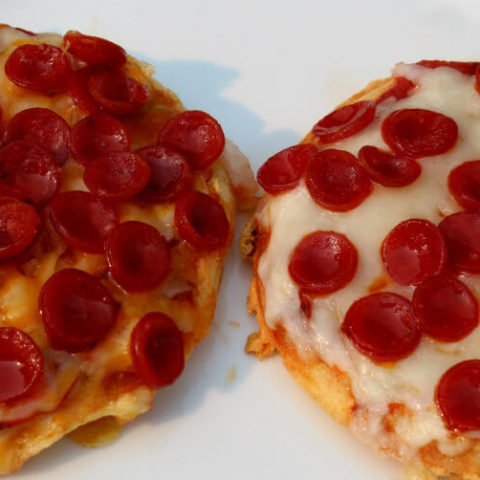 Mini Pepperoni Pizza Keto Chaffles1