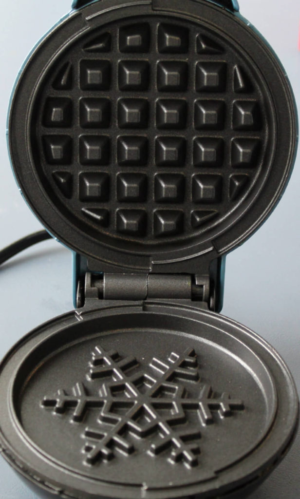 Mini Pepperoni Pizza Keto Chaffles10