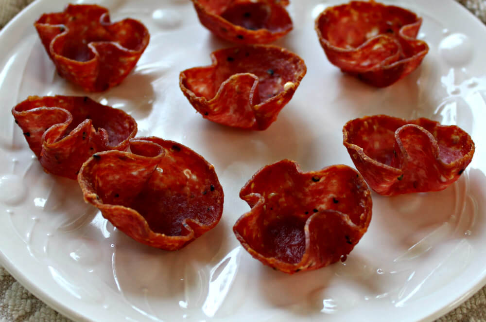 Mini Keto Salami Cup Appetizers5