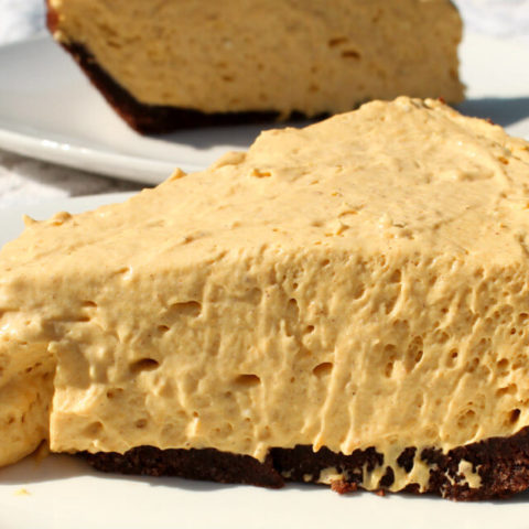 Chocolate Keto Pumpkin Mousse Pie1