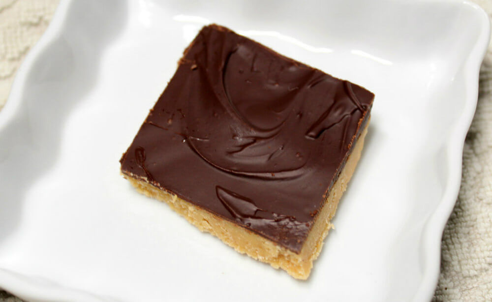 Keto No-Bake Peanut Butter Chocolate Bars6