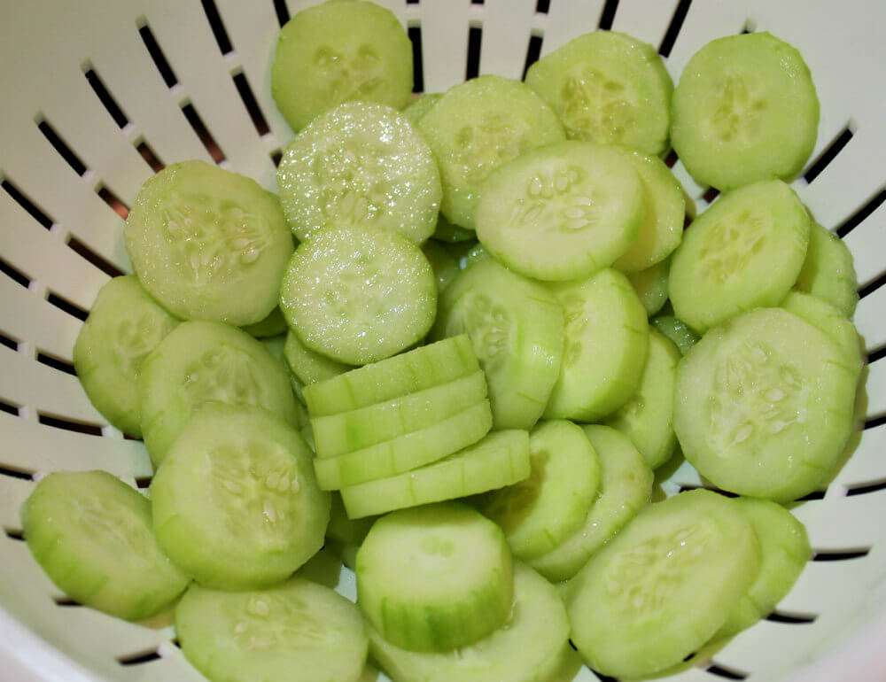 Keto Creamy Tomato Cucumber Salad3