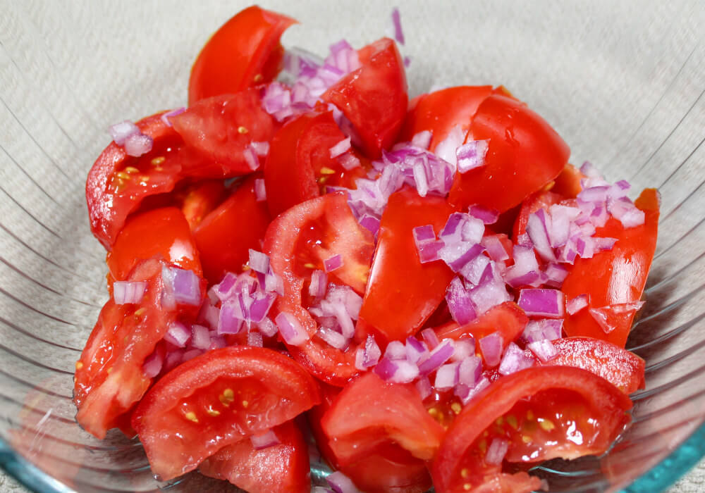 Keto Creamy Tomato Cucumber Salad5