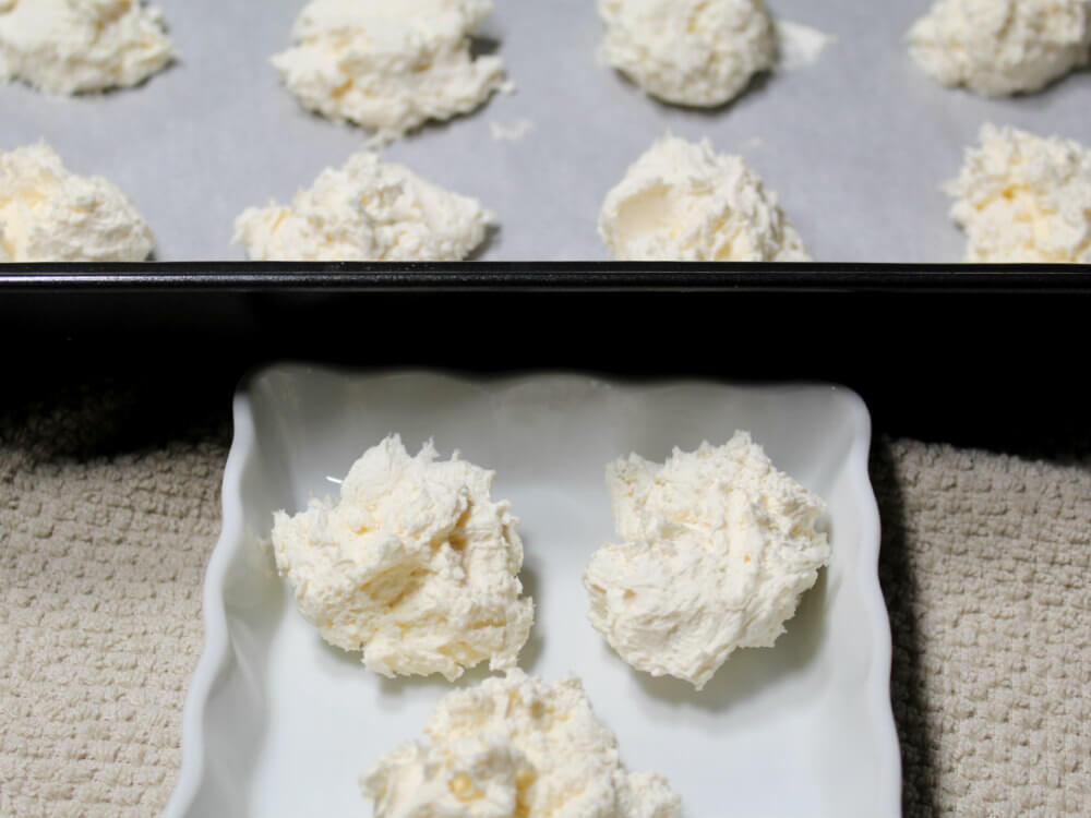 Keto Frozen Cream Cheese Bites6