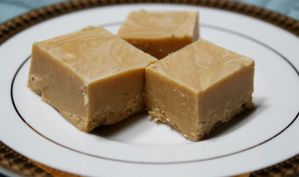 White Chocolate Peanut Butter Keto Fudge7