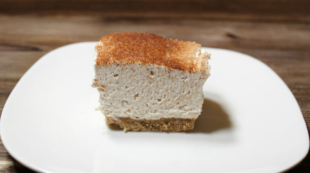 Keto Cinnamon Sugar Cheesecake Bars1
