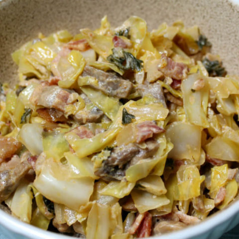 Keto Creamy Cabbage with Bacon and Mushrooms1