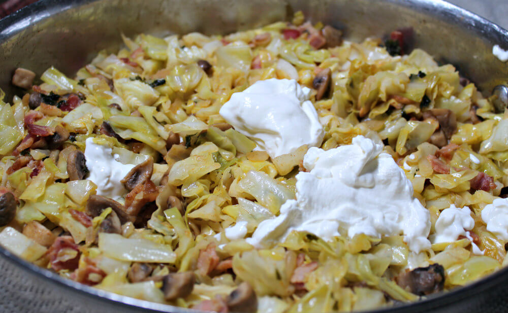 Keto Creamy Cabbage with Bacon and Mushrooms6