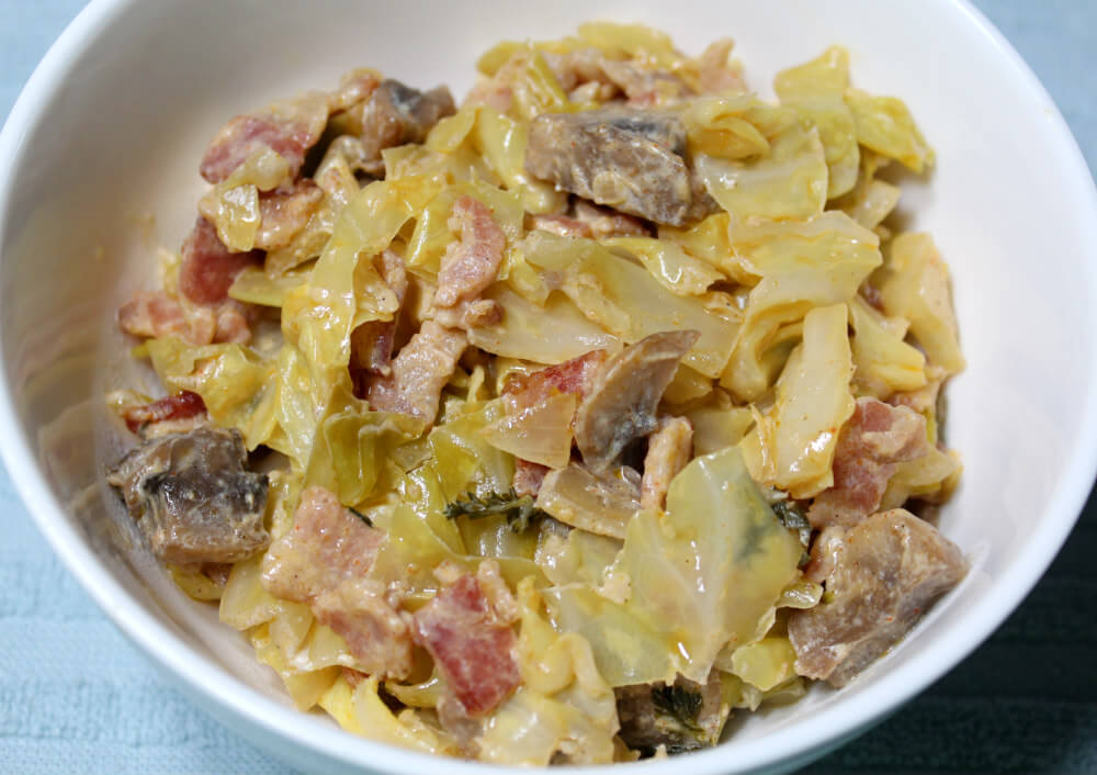 Keto Creamy Cabbage with Bacon and Mushrooms7