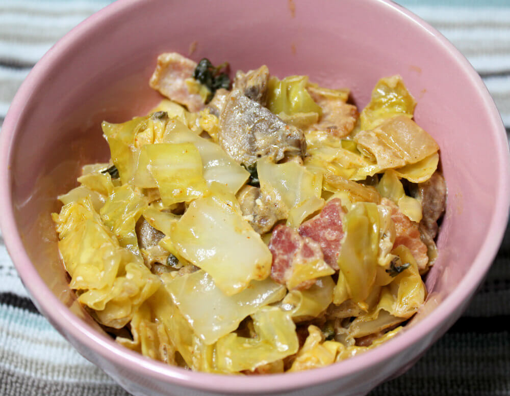 Keto Creamy Cabbage with Bacon and Mushrooms8