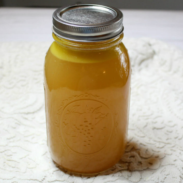 Keto Instant Pot Chicken Bone Broth1