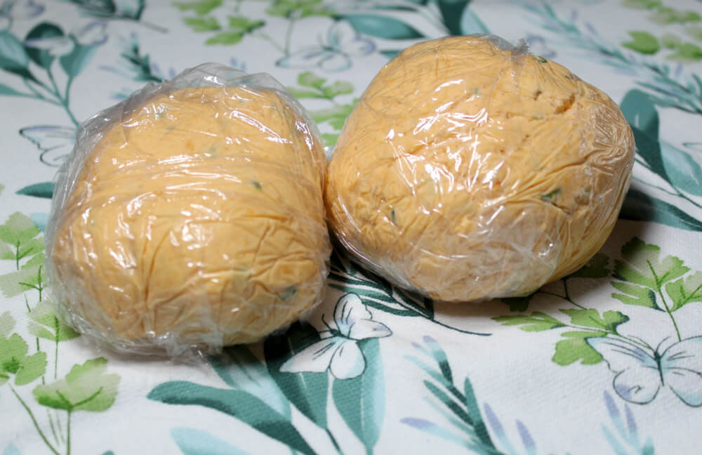 Keto Cream Cheese Mascarpone Cheese Ball5