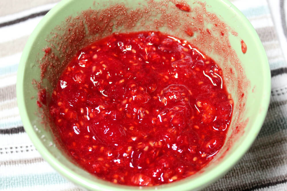 No-Bake Raspberry Keto Cheesecake5