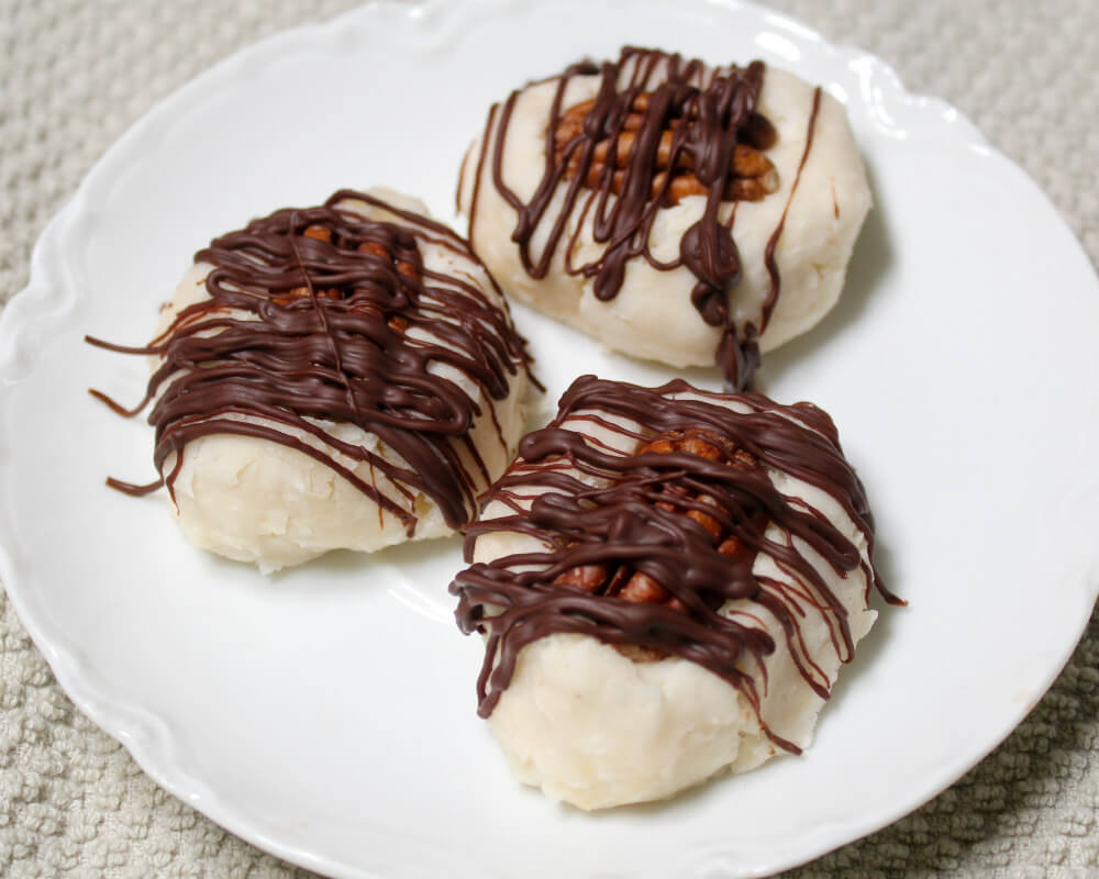 Coconut Pecan Keto Treats7