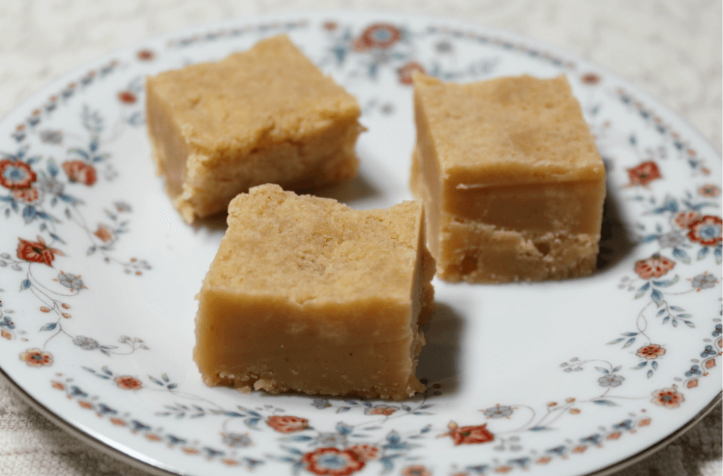 Low Carb White Chocolate PB Fudge1