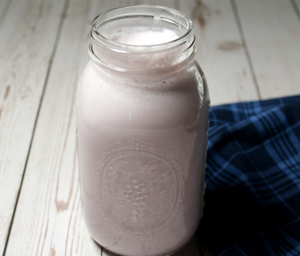 Blackberry Strawberry Keto Smoothie8