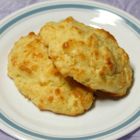 Mozzarella Garlic Keto Biscuits1