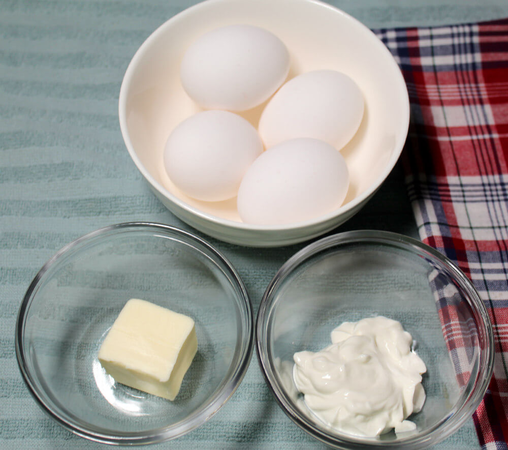 Mozzarella Garlic Keto Biscuits3