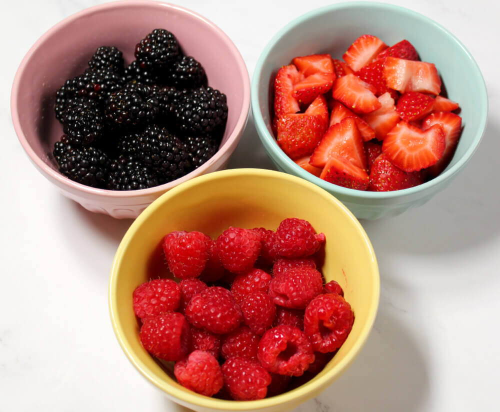 Berries with Lemon Keto Whipped Cream2