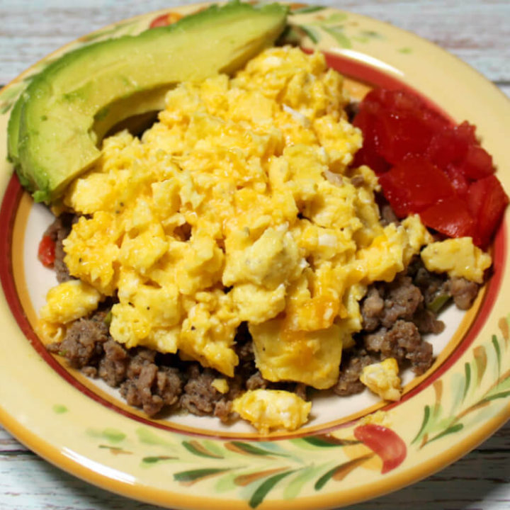 Keto Sausage with Cheesy Eggs1