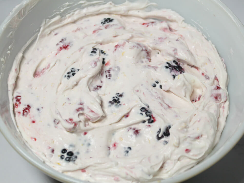 Lemon Berry Keto Cheesecake Salad4