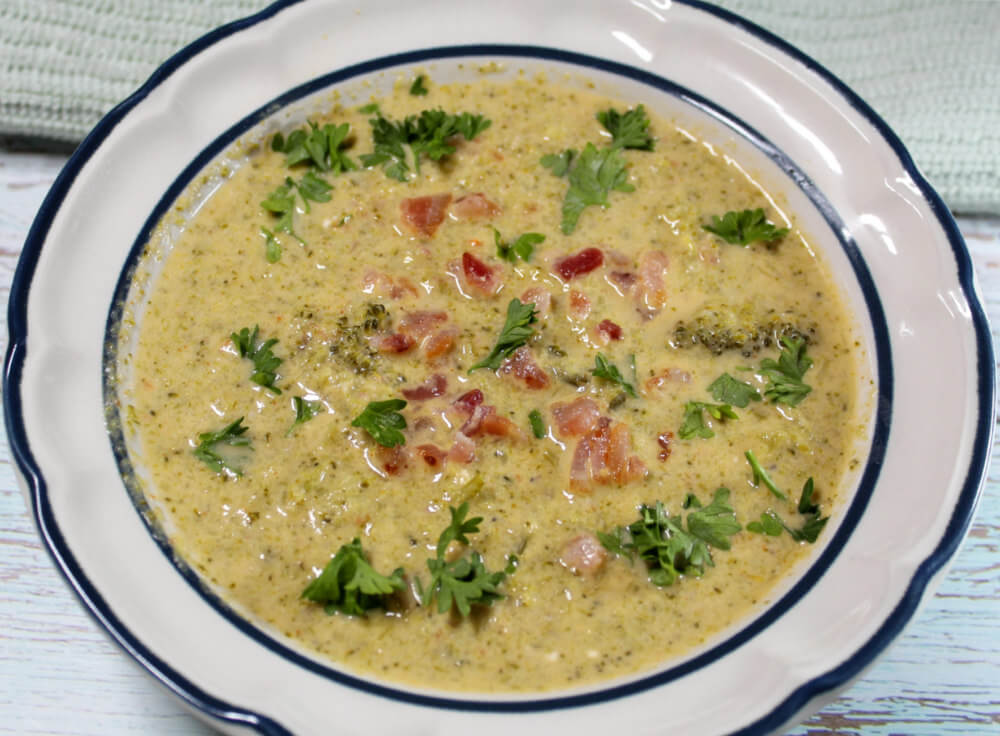 Low Carb Creamy Broccoli Asparagus Soup7