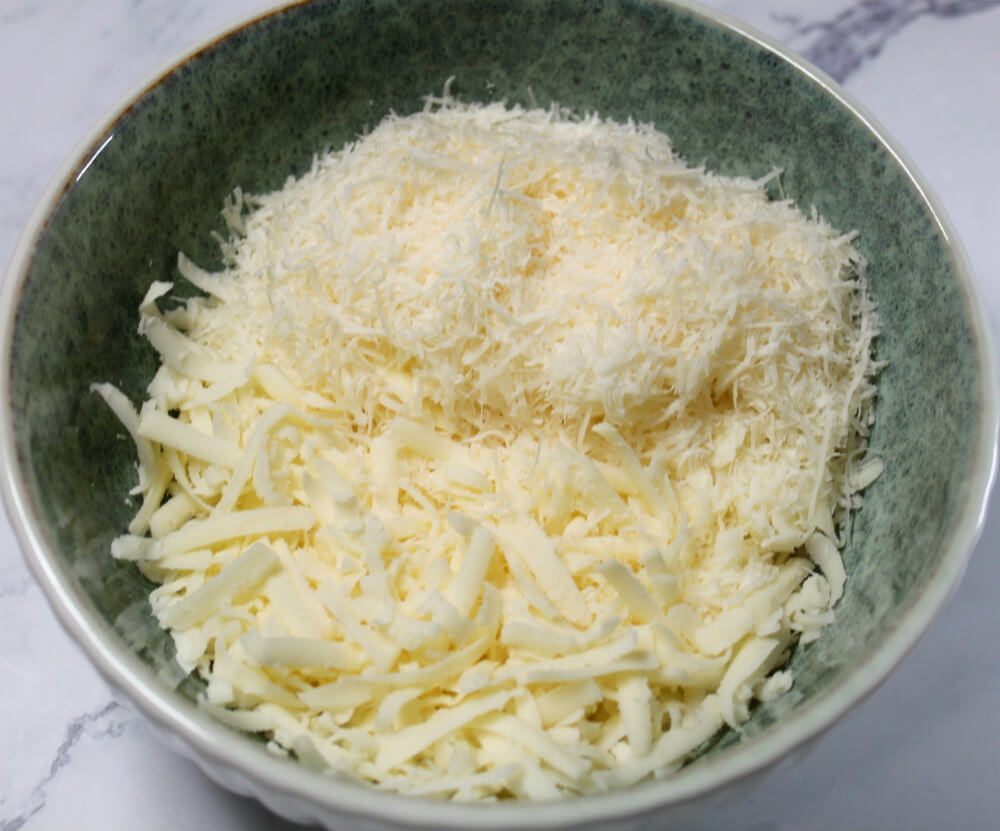 Crockpot Keto Chard Artichoke Dip5