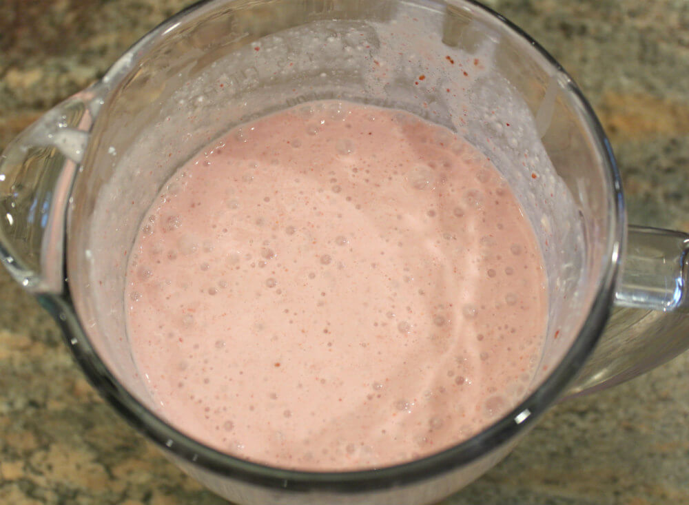 Strawberry Raspberry Cottage Cheese Keto Smoothie5