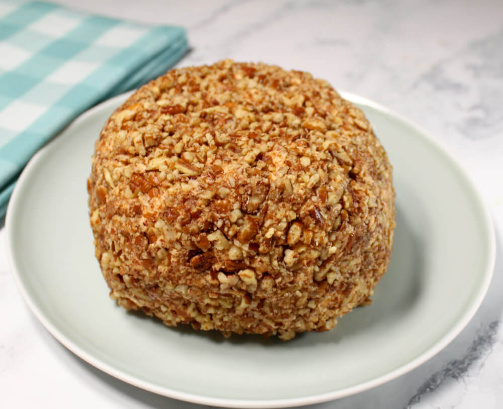 Low-Carb Buffalo Chicken Cheese Ball6