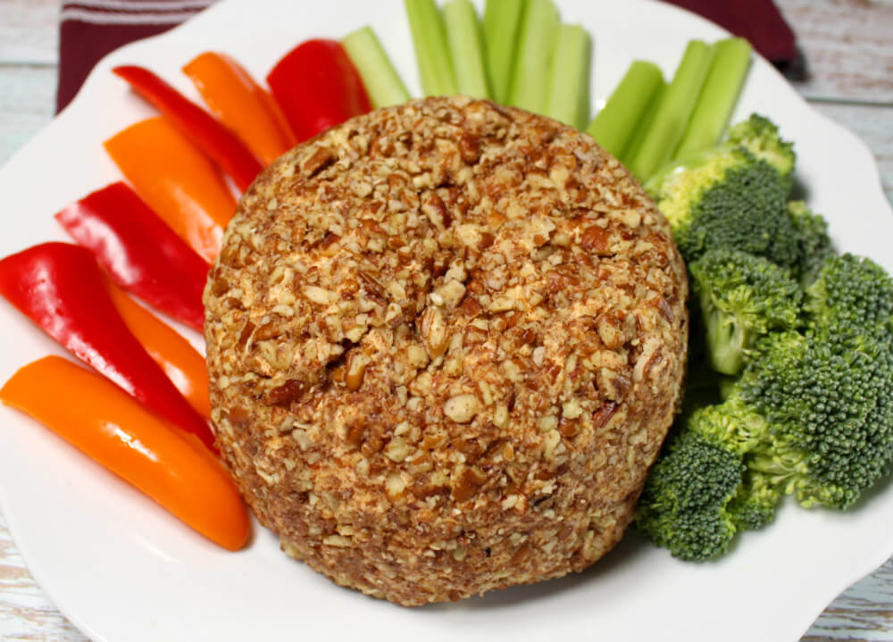 Low-Carb Buffalo Chicken Cheese Ball8