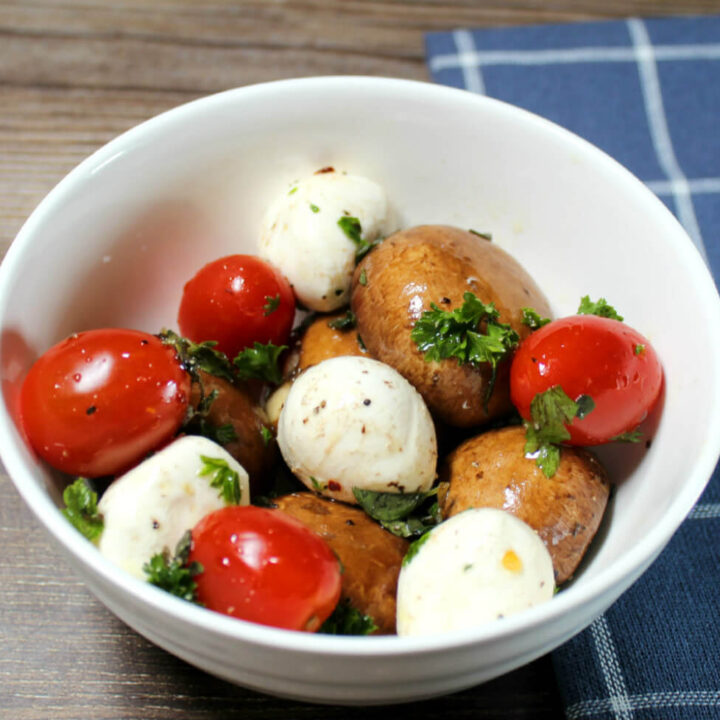 Low-Carb Mushroom Mozzarella Tomato Salad1