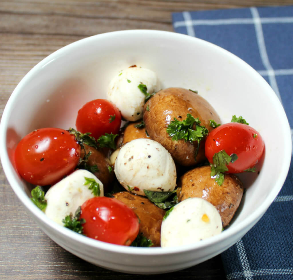 Low-Carb Mushroom Mozzarella Tomato Salad1
