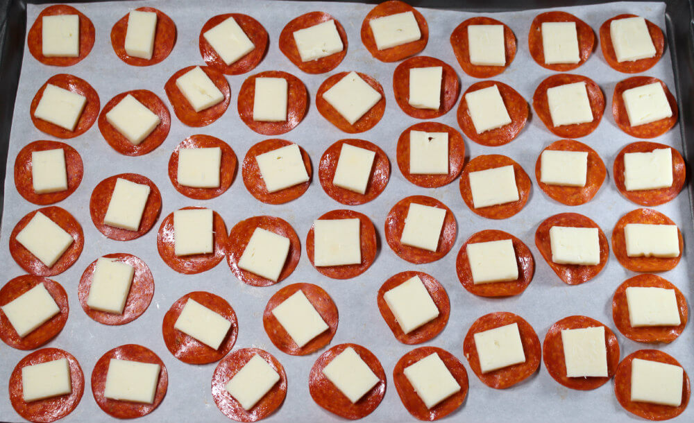 Keto Dad's Pepperoni Cheese Bites5