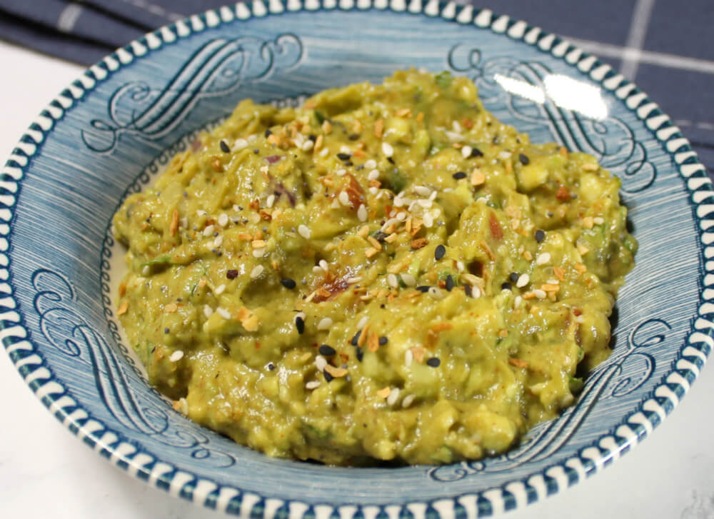 Everything Bagel Guac7