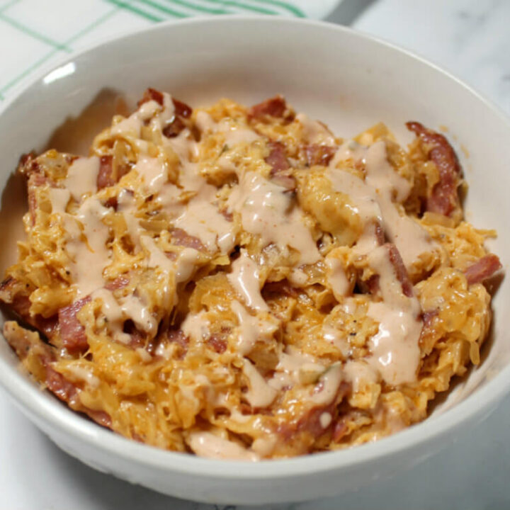 Keto Extra Cheesy Reuben Skillet1