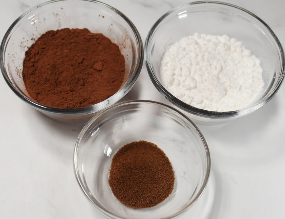 Chocolate Keto Whipped Cream Dessert2