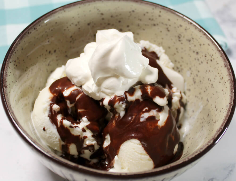 Hot Fudge Keto Sauce4