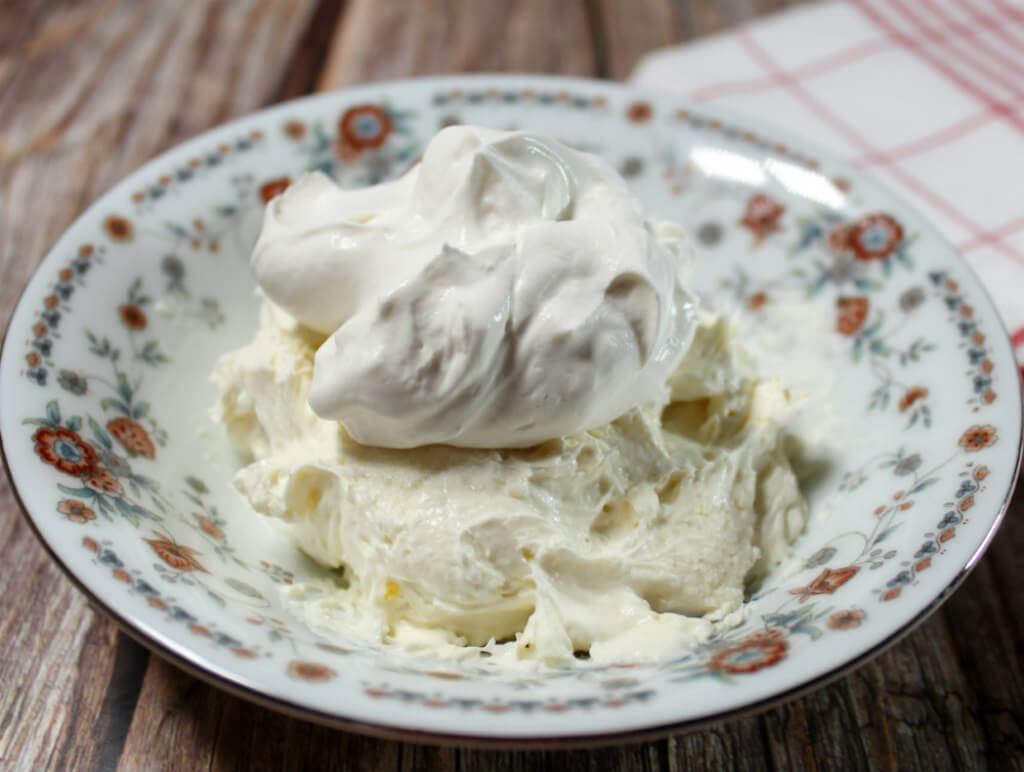 Keto Easy Lemon Cheesecake Fluff1