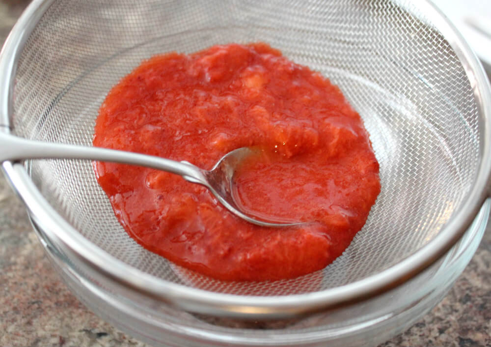 Strawberry Keto Whipped Cream2