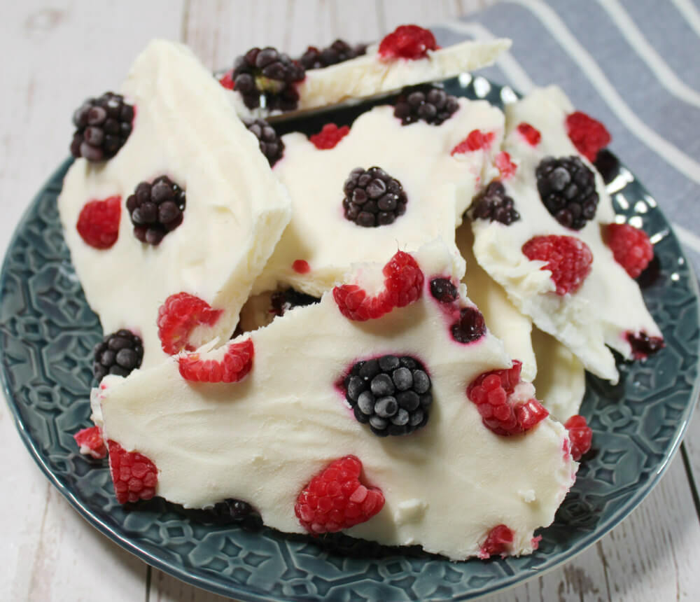 Keto Yogurt Bark and Berries5