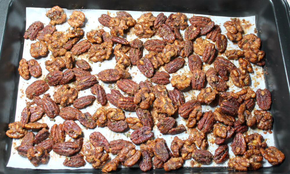 Keto Cinnamon Rosemary Candied Nuts4