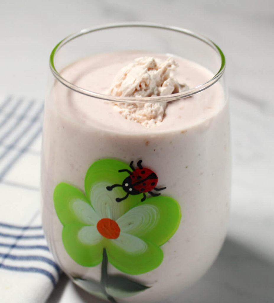 Raspberry Strawberry Keto Cheesecake Smoothie6
