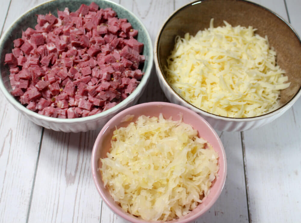 Reuben Soup with Homemade Keto Croutons3