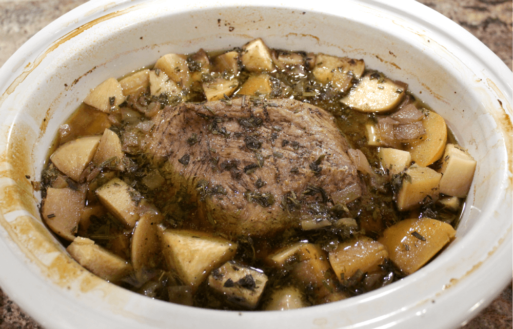 Sunday Keto Crockpot Roast Beef7