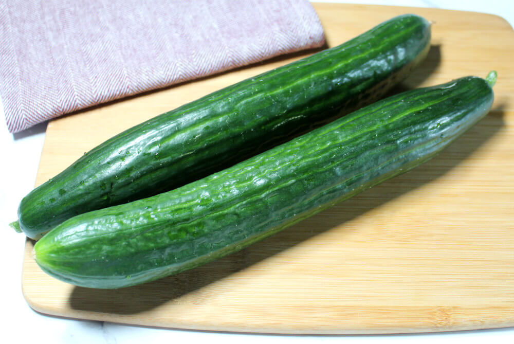 Low-Carb Cream Cheese Bacon Cucumber Rounds2