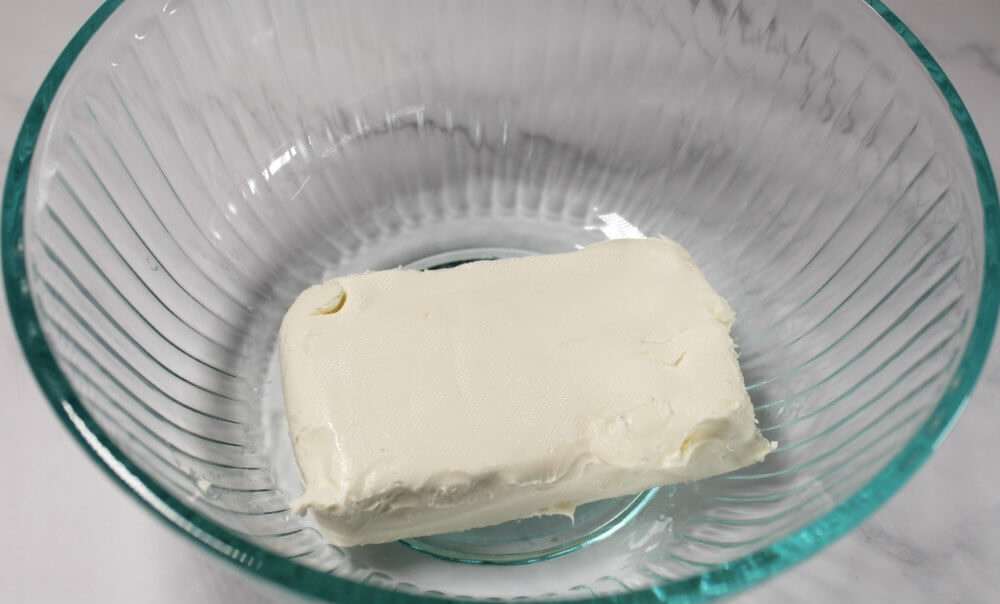 Low-Carb Cream Cheese Bacon Cucumber Rounds3